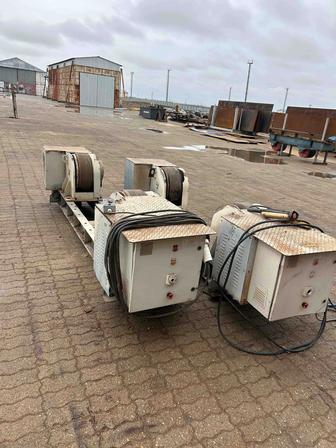 Переставной сварочный роликовый вращатель (приводная секция)