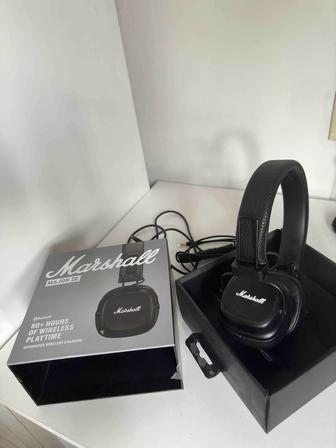 Продам наушники marshall major 4