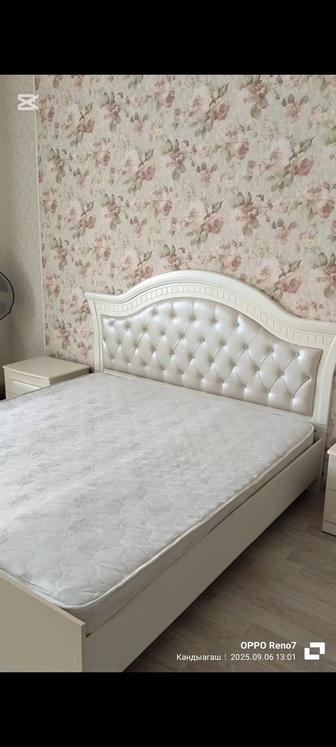 Спальная кровать