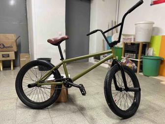 Продам трюковой BMX