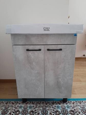 Шкафчик с раковиной керамика новая