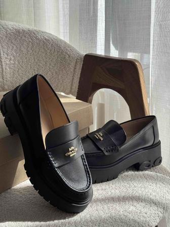 Лоферы coach