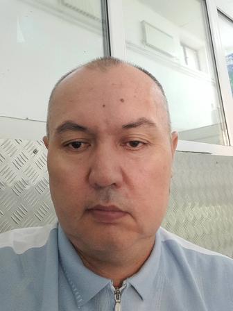 Кладовщик / кладовщица