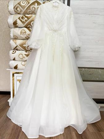 Свадебный платье