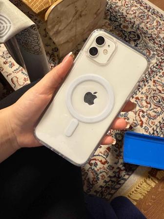 Айфон 11 белый,128 гб