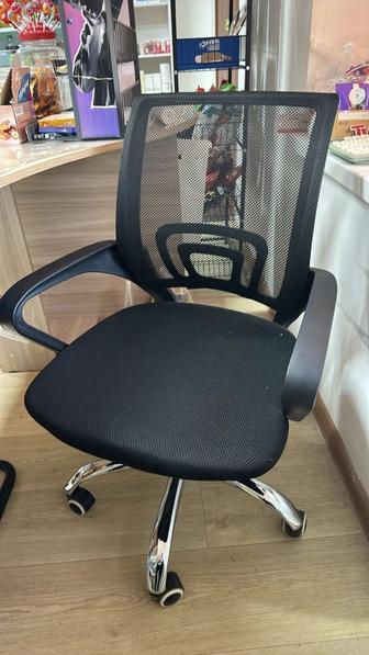 Кресло черный