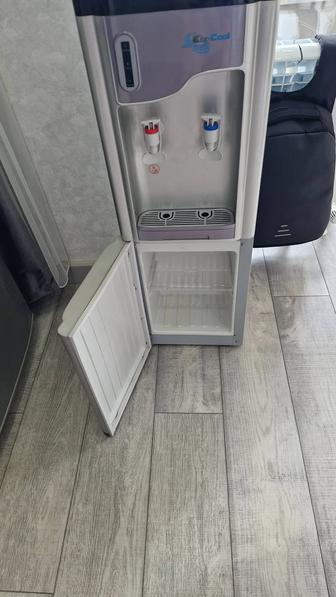 Продам кулер для воды
