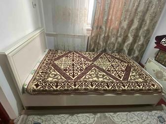 Кровать