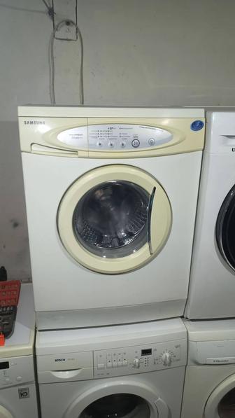 Продам стиральную машинку Самсунг фузи