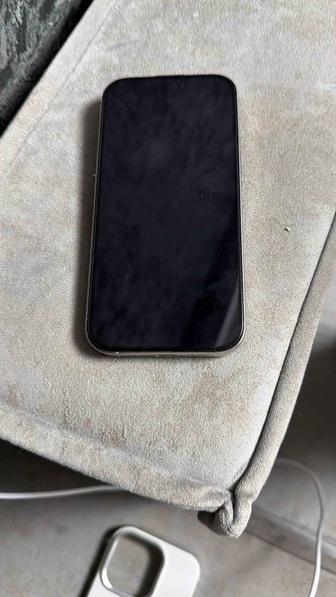 Продам айфон 16 про