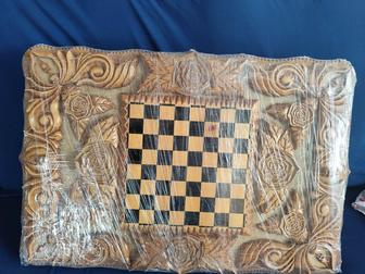 Продам шахматный столик ручной работы!!!