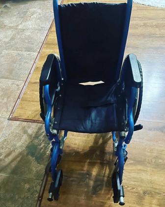 Инвалидная коляска