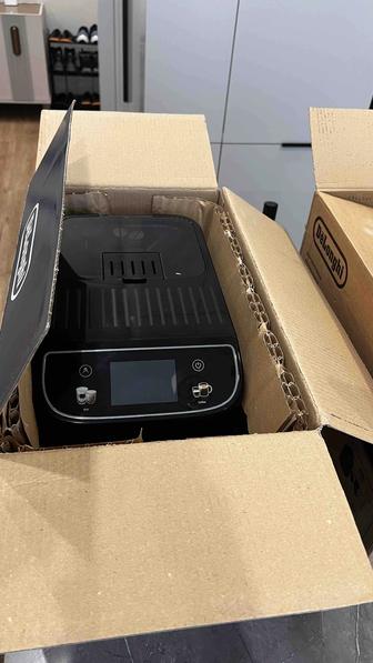 Кофемашина Delonghi