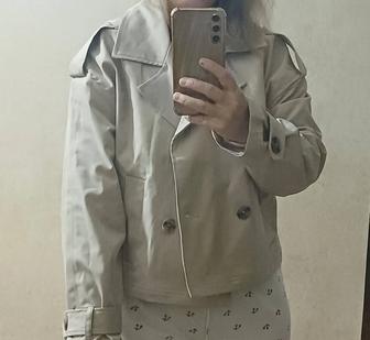 Продам тренчкот женский