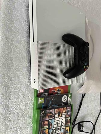 Продам Xbox one s 1 tb