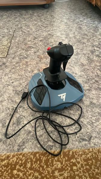 Продаю и ли сдам в аренду Игровой контроллер Thrustmaster TCA sidestick Air
