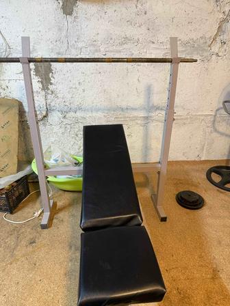 Турник, лежак для штанги, груша для бокса и перчатки