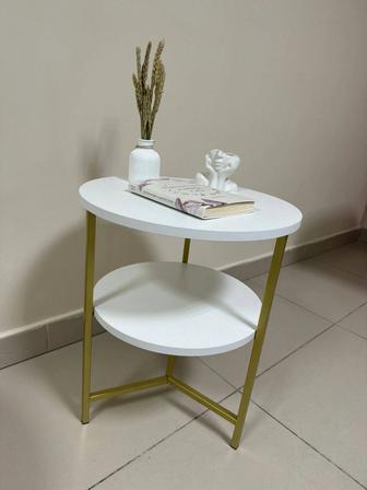 Продам столик , стол