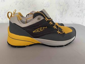 Кроссовки мужские