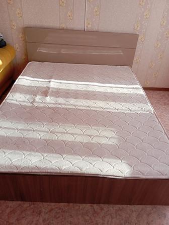 продам кровать