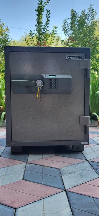 Сейф огнестойкий SAFEGUARD ESD 104