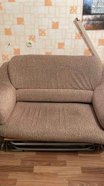 Диван отдам даром