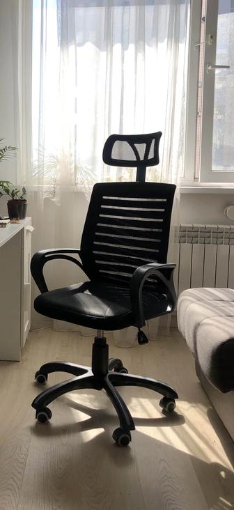 Продается компьютерное кресло