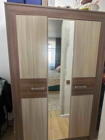 Продам шкаф
