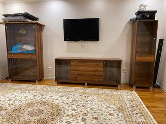 Гостинная мебель 2- шкаф и комод