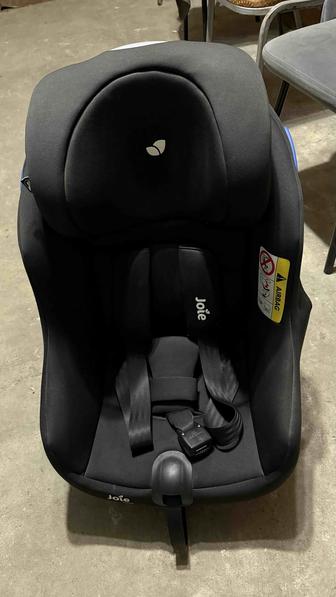 Автокресло joie