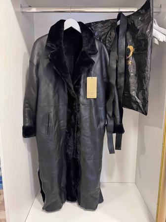 Женская Двухсторонняя Дубленка НОВАЯ размер 46/48 кожаная кепка в подарок