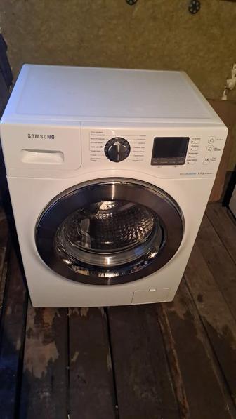 Продам стиральную машину автомат