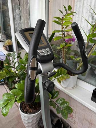 Продается велотренажер