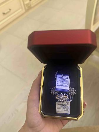Продам набор золото с бриллиантом