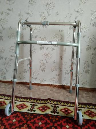 Продам ходунки для взрослых