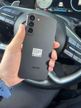 Продам самсунг s22 plus 256gb