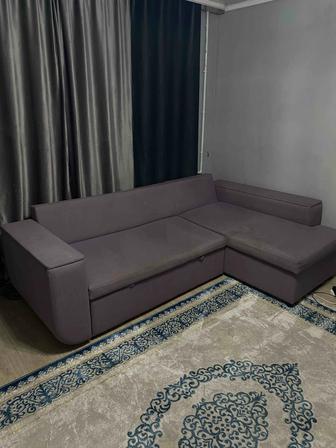 Продаю угловой диван