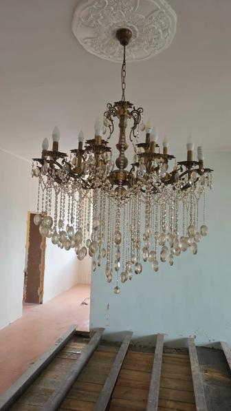 Улкен люстра сатылады