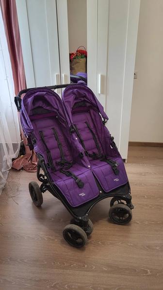 Продам коляску для двойни