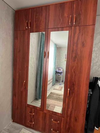 Продам шкаф