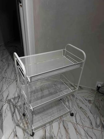 Продам помощник на колесиках
