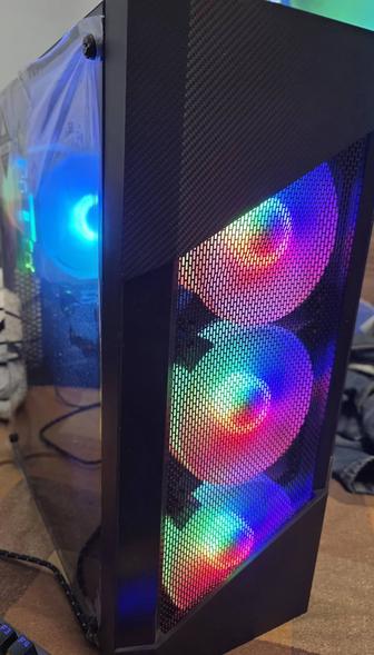 Продам компьютер игровой i7 12700 32gb озу rtx 4060 500ssd 700w блокпитания