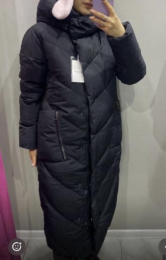 Зимняя куртка в отличном состоянии