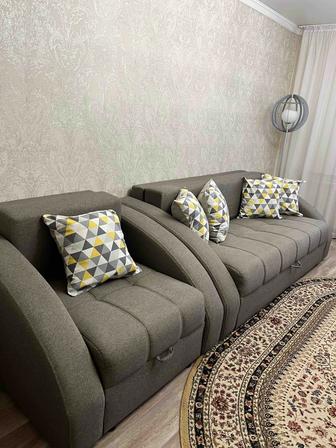 Диван и кресло кровать, в разобранном состоянии 3 места