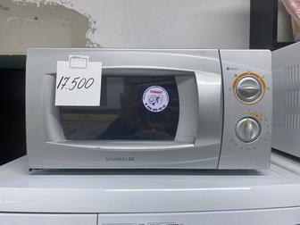 МИКРОВОЛНОВАЯ ПЕЧЬ(СВЧ)/ в отличном состоянии.