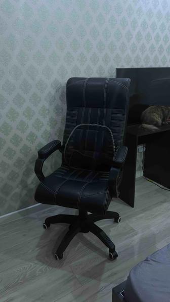 Компьютерное кресло