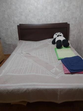 Кровать
