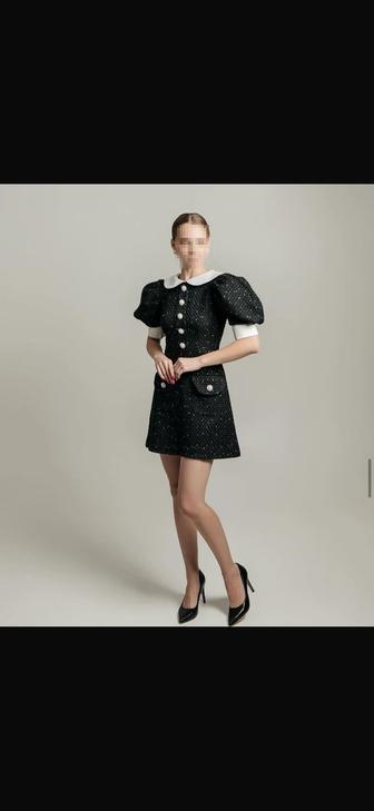 Продам платье, в идеальном состояний покупала в the ice collection размер M