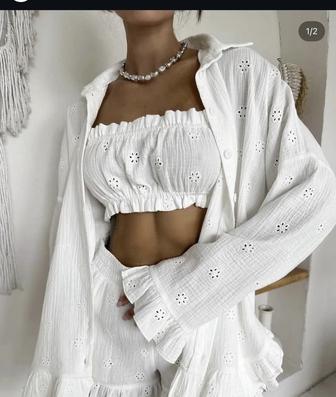 Продам костюм