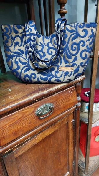 Сумка - торба из синего кружева